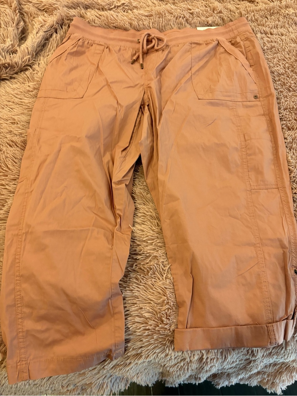Natural Reflections Women's Dusty Rose Drawstring Cargo Capris